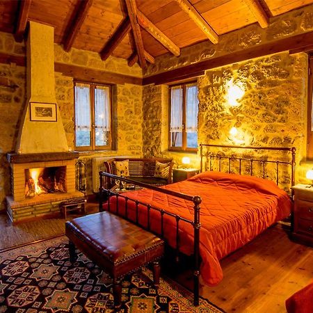 Pigi Tarlampa Hotel Ano Trikala Quarto foto